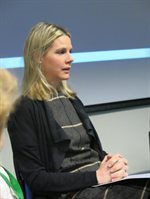 Dr Robyn Fowler